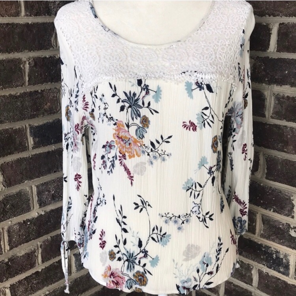 American Rag floral top